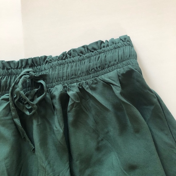 Green Ruffle Skirt - Picture 5 of 8